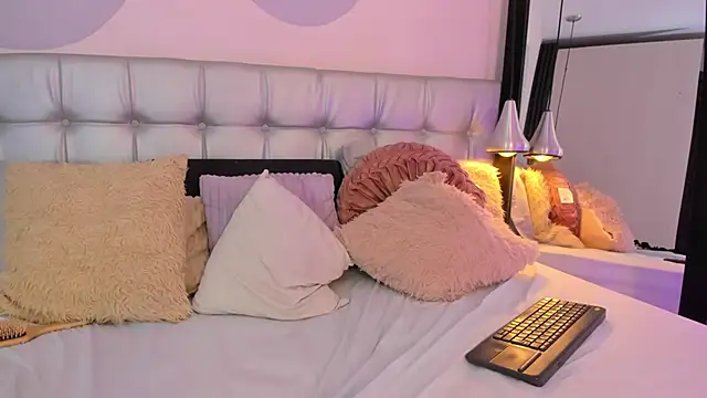 Axel brunette1 online show from March 20, 2025, 11:12 pm