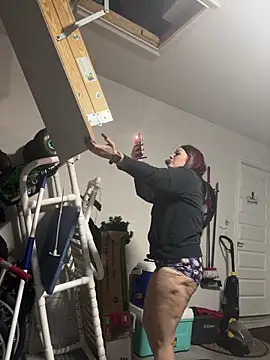 Snapshot of DatBishYouMiss chatting on January 25, 2025, 4:56 am DatBishYouMiss online show from January 25, 2025, 4:56 am