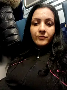 Snapshot of kinguscicus chatting on December 11, 2024, 5:37 pm kinguscicus online show from December 11, 2024, 5:37 pm