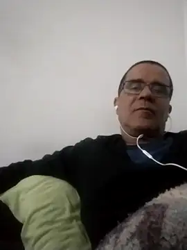 Snapshot of barboza991 chatting on June 5, 2026, 11:43 pm barboza991 online show from June 5, 2026, 11:43 pm