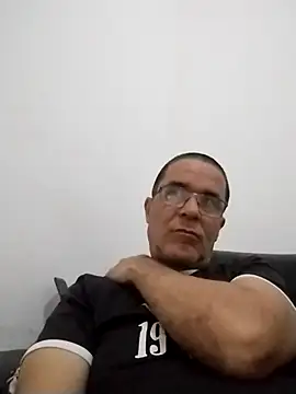 Snapshot of barboza991 chatting on July 6, 2026, 3:47 pm barboza991 online show from July 6, 2026, 3:47 pm