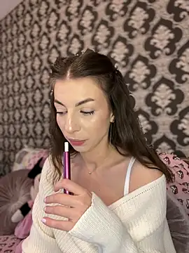 Mia Ethan online show from December 12, 2024, 11:50 am