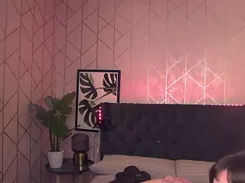 ValentinaBouxBabestation online show from December 15, 2024, 9:09 pm