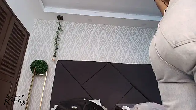 sandy rivas online show from November 28, 2025, 12:08 pm