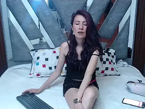 saray hot202cl online show from April 12, 2026, 1:10 am