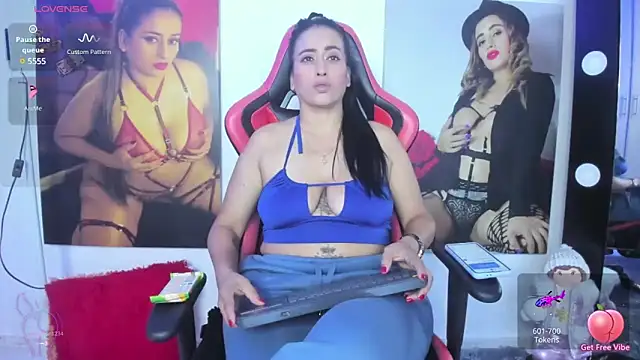 vaiolet triana online show from January 8, 2025, 1:52 pm