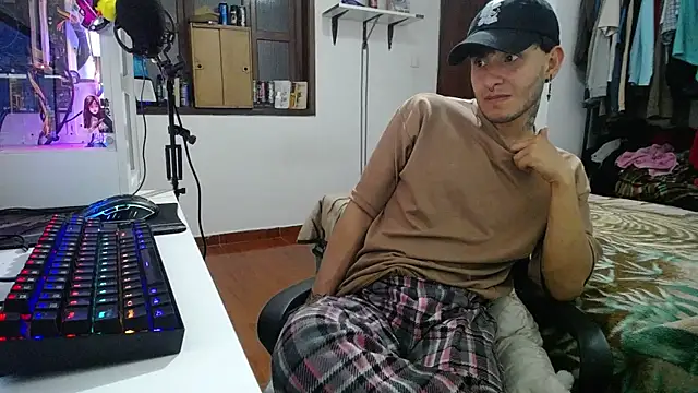 Snapshot of esjrobles chatting on January 14, 2025, 5:30 am esjrobles online show from January 14, 2025, 5:30 am