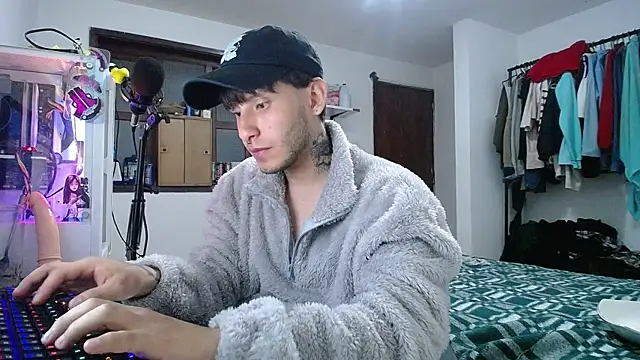 Snapshot of esjrobles chatting on January 21, 2025, 5:38 am esjrobles online show from January 21, 2025, 5:38 am