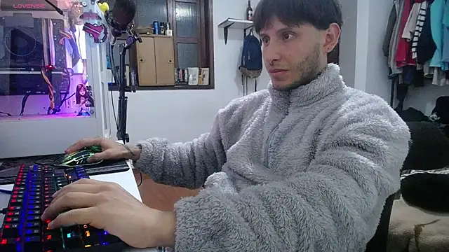 Snapshot of esjrobles chatting on January 22, 2025, 8:29 am esjrobles online show from January 22, 2025, 8:29 am