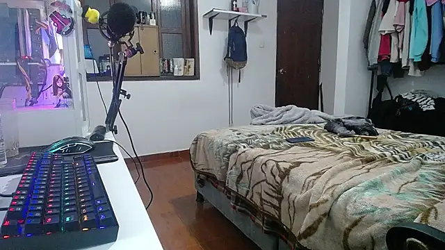 Snapshot of esjrobles chatting on January 24, 2025, 5:31 am esjrobles online show from January 24, 2025, 5:31 am