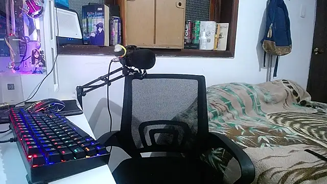 Snapshot of esjrobles chatting on January 28, 2025, 6:38 am esjrobles online show from January 28, 2025, 6:38 am