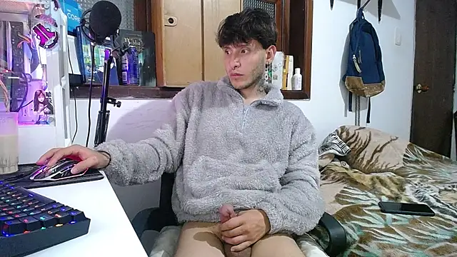 Snapshot of esjrobles chatting on January 31, 2025, 6:35 am esjrobles online show from January 31, 2025, 6:35 am