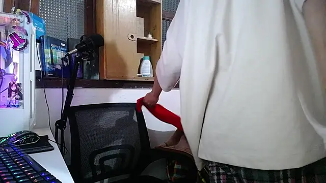 Snapshot of esjrobles chatting on February 3, 2025, 5:29 am esjrobles online show from February 3, 2025, 5:29 am