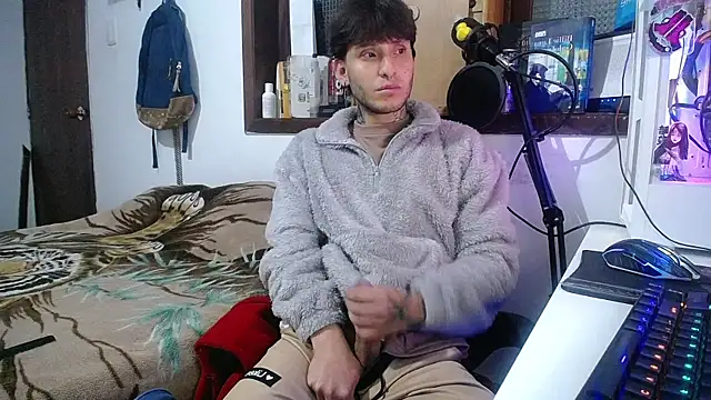 Snapshot of esjrobles chatting on February 14, 2025, 7:07 am esjrobles online show from February 14, 2025, 7:07 am