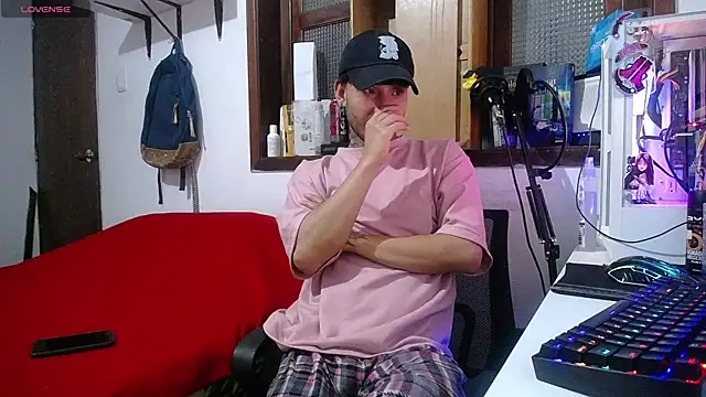 Snapshot of esjrobles chatting on February 17, 2025, 12:05 pm esjrobles online show from February 17, 2025, 12:05 pm