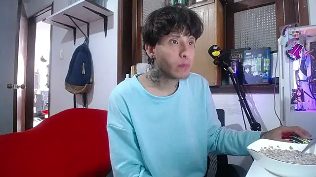 Snapshot of esjrobles chatting on February 21, 2025, 2:59 pm esjrobles online show from February 21, 2025, 2:59 pm