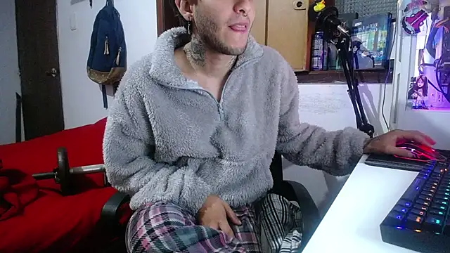 Snapshot of esjrobles chatting on March 5, 2025, 9:27 am esjrobles online show from March 5, 2025, 9:27 am