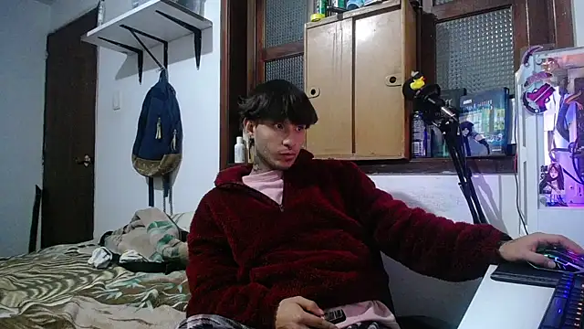 Snapshot of esjrobles chatting on March 7, 2025, 12:37 am esjrobles online show from March 7, 2025, 12:37 am