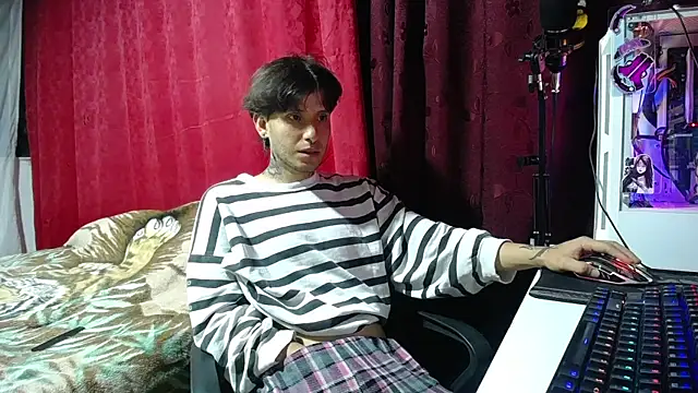 Snapshot of esjrobles chatting on March 12, 2025, 5:02 am esjrobles online show from March 12, 2025, 5:02 am