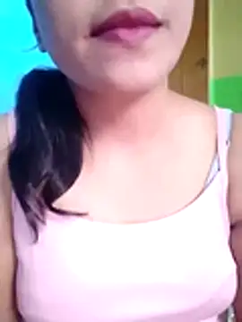 Snapshot of Anki-doll chatting on July 4, 2026, 5:35 am Anki-doll online show from July 4, 2026, 5:35 am