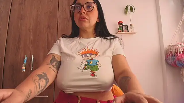 Vioolletta online show from April 6, 2026, 4:52 pm