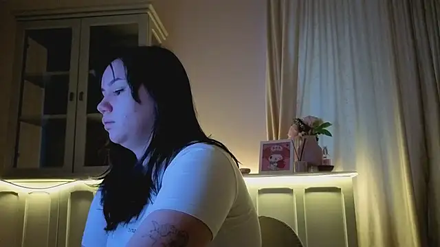 Alisia Mars online show from March 25, 2026, 4:18 am