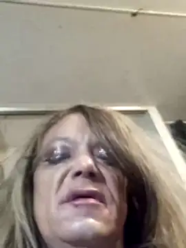 Snapshot of Cumhrd777 chatting on November 5, 2025, 8:36 am Cumhrd777 online show from November 5, 2025, 8:36 am