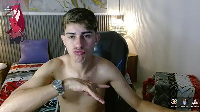 Dyla n18 online show from September 22, 2025, 11:18 pm