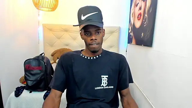 royce ebony online show from September 18, 2025, 2:35 am