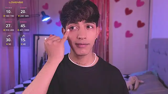 Snapshot of teobowny_ chatting on February 8, 2025, 2:38 pm teobowny online show from February 8, 2025, 2:38 pm