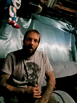 Whipit323 online show from December 20, 2025, 12:40 am