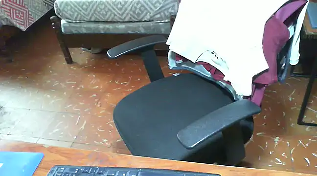 Roberto3102 online show from March 22, 2025, 6:36 pm