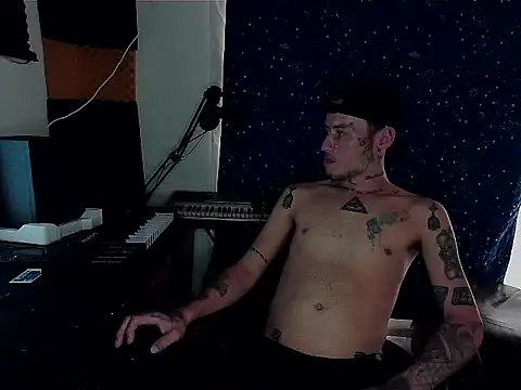 patrik tattoo  online show from December 2, 2024, 7:27 pm