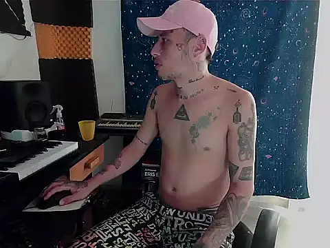 patrik tattoo  online show from January 8, 2025, 5:05 pm