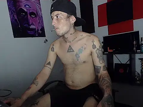 Snapshot of patrik_tattoo_ chatting on April 22, 2026, 4:37 am patrik tattoo online show from April 22, 2026, 4:37 am