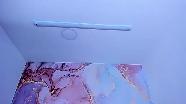 Snapshot of LizzMartin chatting on January 21, 2025, 10:30 pm LizzMartin online show from January 21, 2025, 10:30 pm