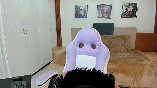 Lola sweeet18 online show from March 12, 2026, 9:26 am