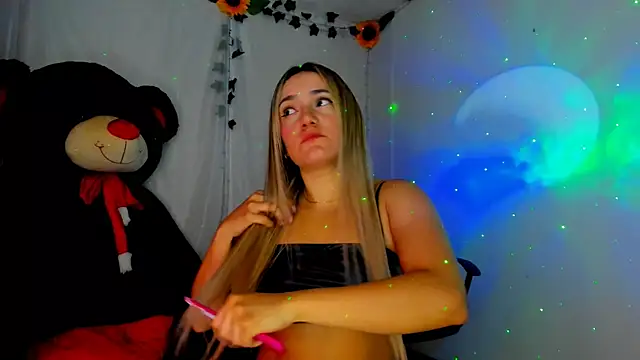 Snapshot of Keyth_clement chatting on December 3, 2024, 6:06 pm Keyth clement online show from December 3, 2024, 6:06 pm