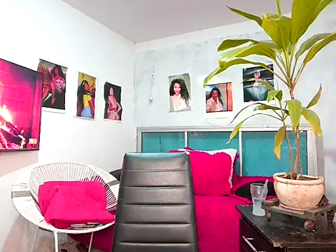 bellacrespalatina online show from March 27, 2026, 2:17 pm