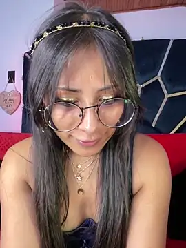 Snapshot of Jade_Zephyra chatting on February 21, 2025, 10:04 pm Jade Zephyra online show from February 21, 2025, 10:04 pm