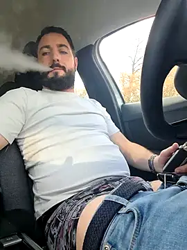 Snapshot of titi91 chatting on December 2, 2024, 11:45 am titi91 online show from December 2, 2024, 11:45 am