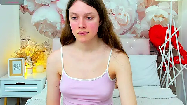 JaneBrowni online show from April 16, 2026, 12:28 pm