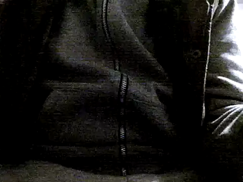 Snapshot of frank32love chatting on December 4, 2024, 3:32 pm frank32love online show from December 4, 2024, 3:32 pm