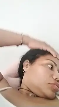 Snapshot of KarenGuzman_ chatting on January 30, 2025, 10:08 pm KarenGuzman online show from January 30, 2025, 10:08 pm