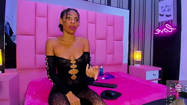 Brithanyslim online show from December 27, 2024, 8:07 pm