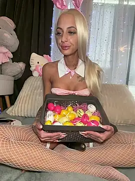 Snapshot of mrs_skinny_goddess chatting on April 4, 2026, 2:14 pm mrs skinny goddess online show from April 4, 2026, 2:14 pm