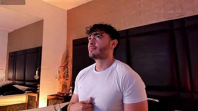 Snapshot of JossAckland chatting on February 22, 2026, 5:55 pm JossAckland online show from February 22, 2026, 5:55 pm