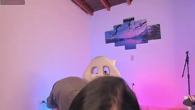 odelei online show from February 11, 2025, 9:03 pm