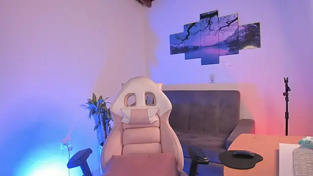 odelei online show from February 28, 2025, 7:37 am