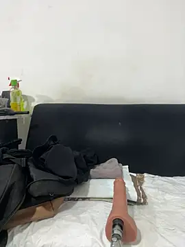 chiquimaturesexy online show from June 21, 2026, 3:14 pm